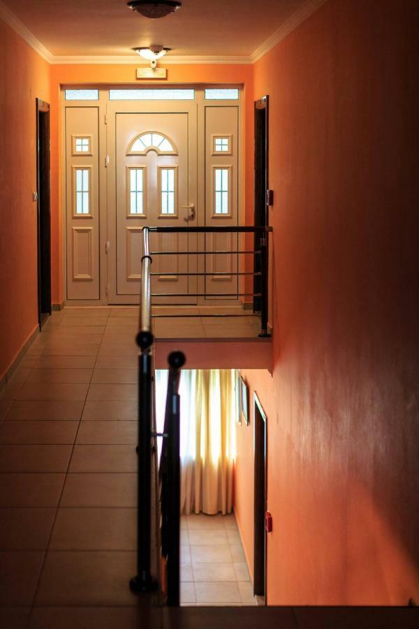 Villa Imperija Guesthouse Budva Exterior photo